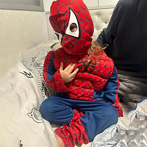 detski-kostyum-spaydarmen-s-muskuli